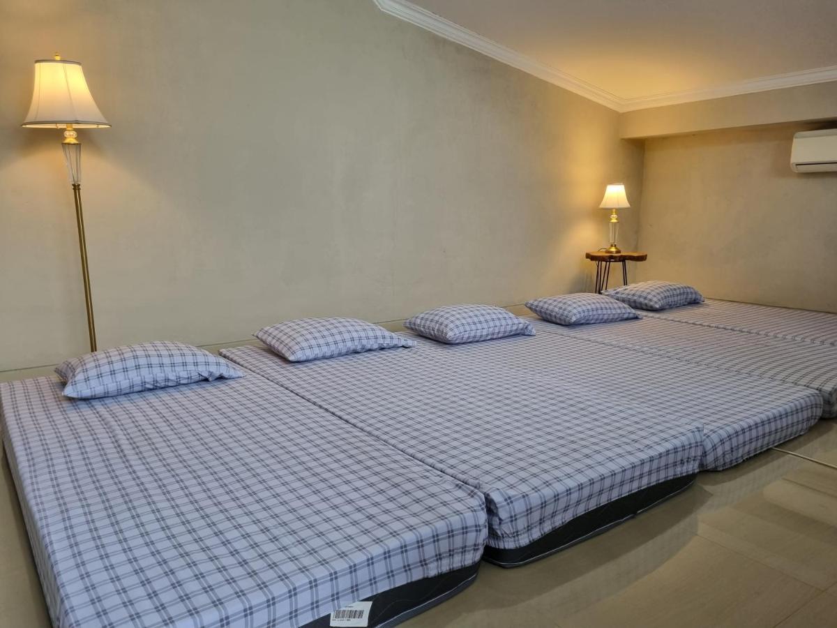 Mutiara Homestay Syariah Yogyakarta Bagian luar foto