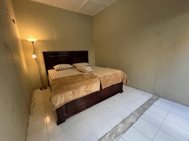 Mutiara Homestay Syariah Yogyakarta Bagian luar foto